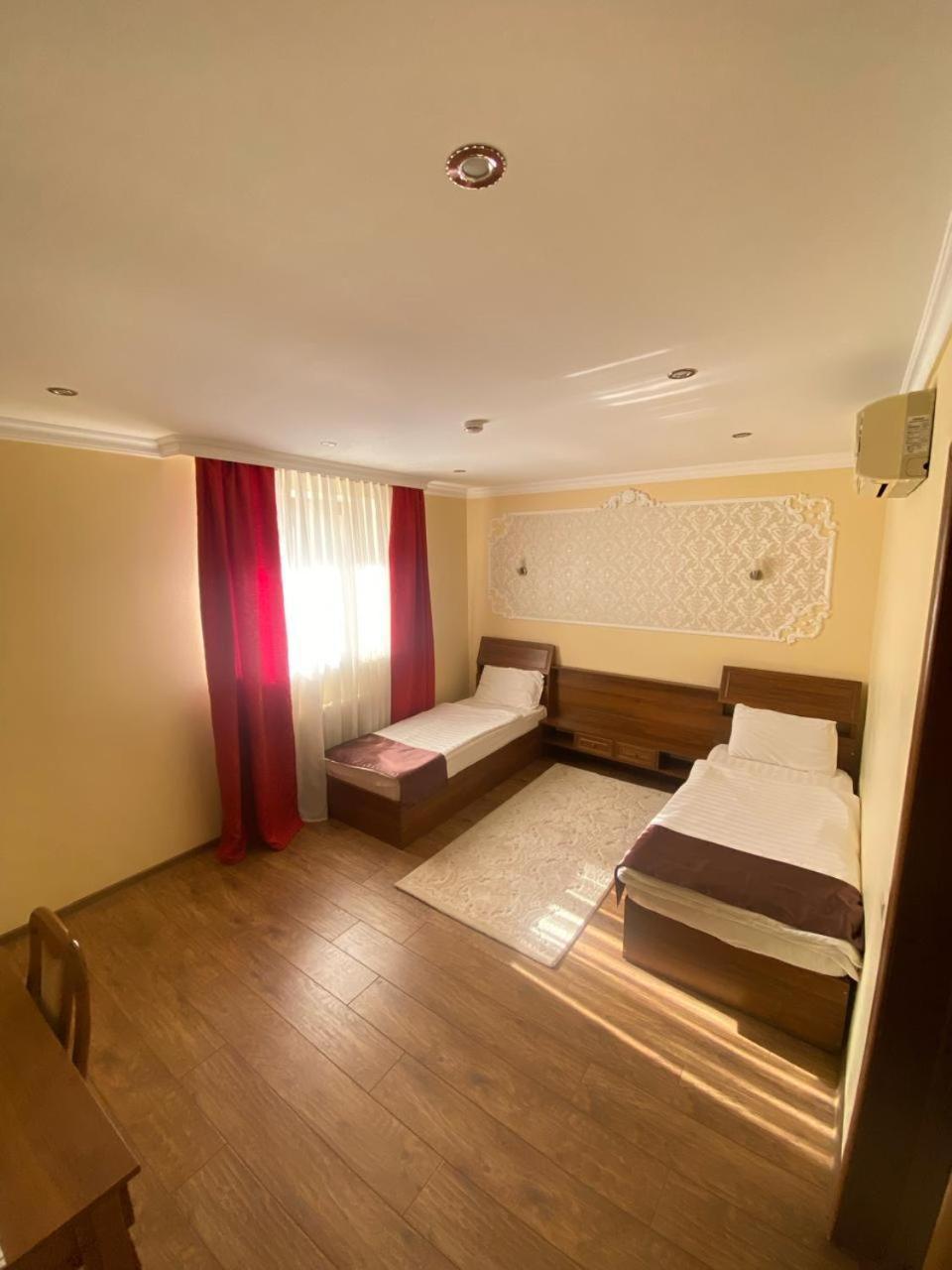 Sky Luxe Hotel Astana Eksteriør billede